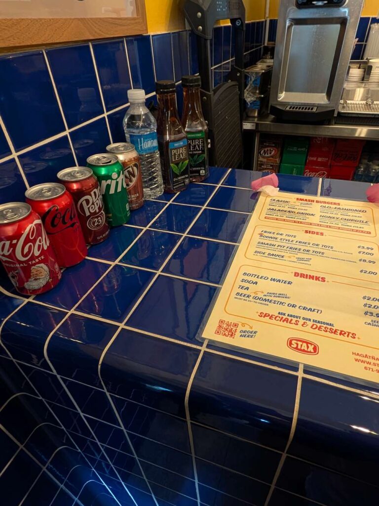 グアム STAX 店内カウンター ハガニア