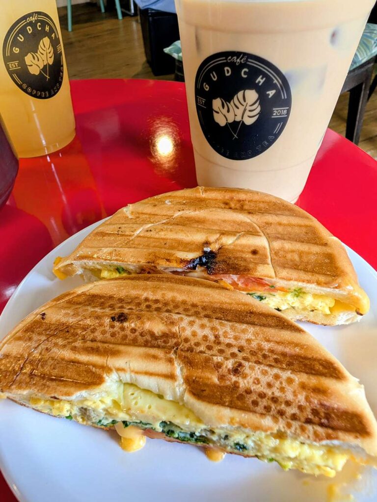 グアム Cafe Gudcha ベーグル